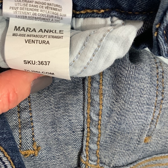 DL1961 Mara distressed jeans - Picture 5 of 7